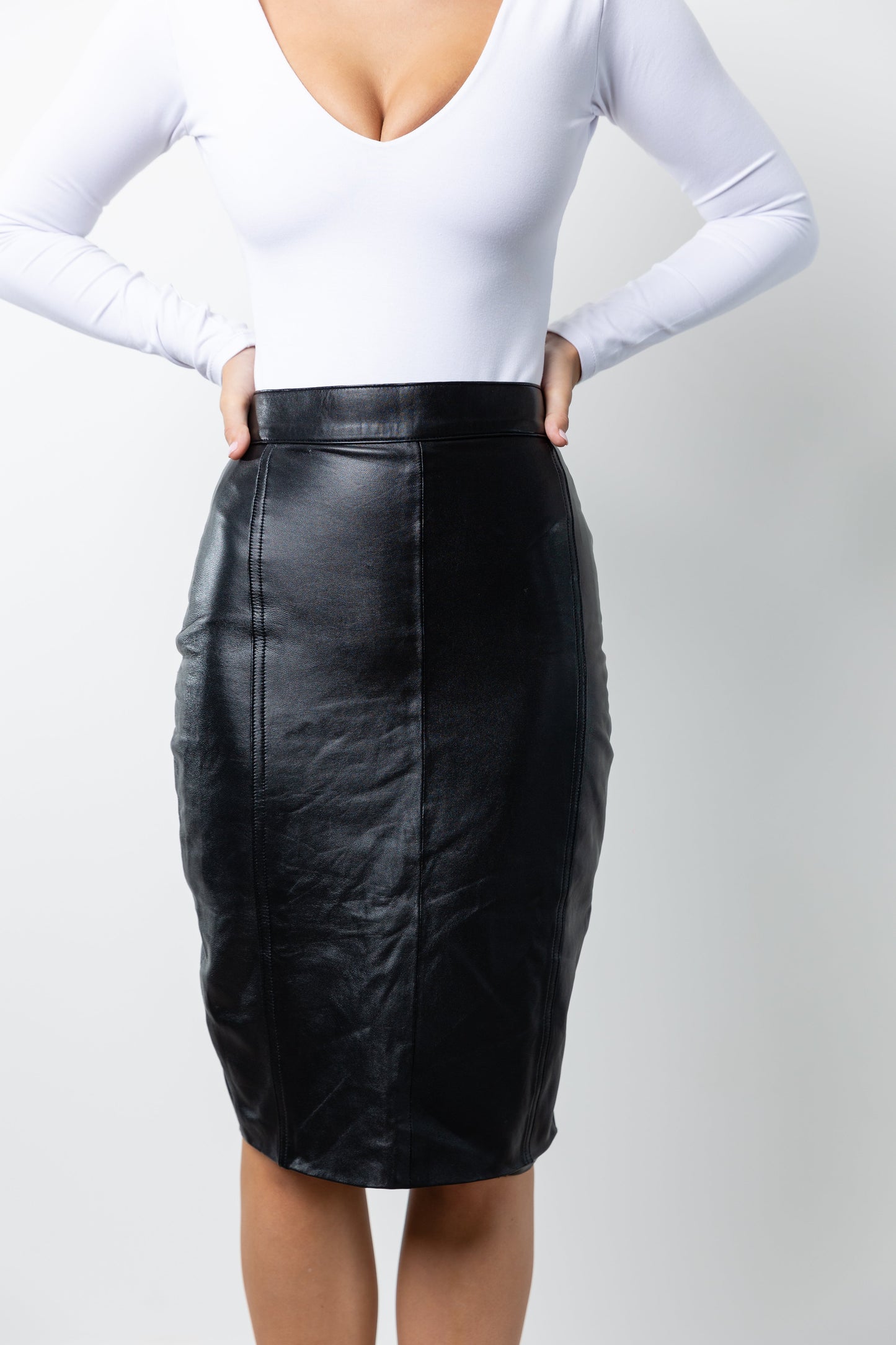 ROME LEATHER HIGH WAISTED KNEE LENGTH SKIRT